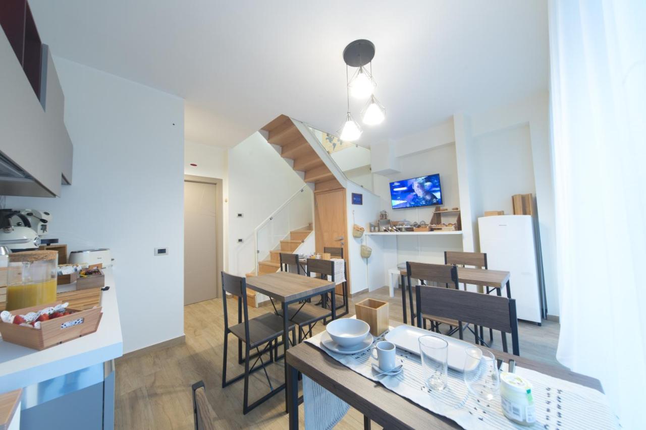 Slow Chic Apartment Beb Policlinico Mesyna Zewnętrze zdjęcie